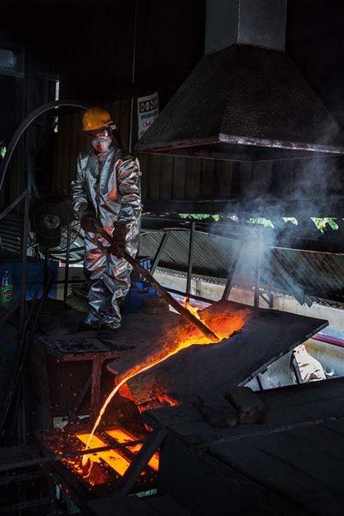 Copper in molten form
